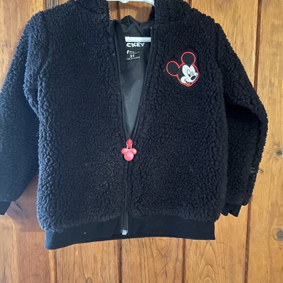 Size 3T Mickey mouse with hood - Picture 2 of 5